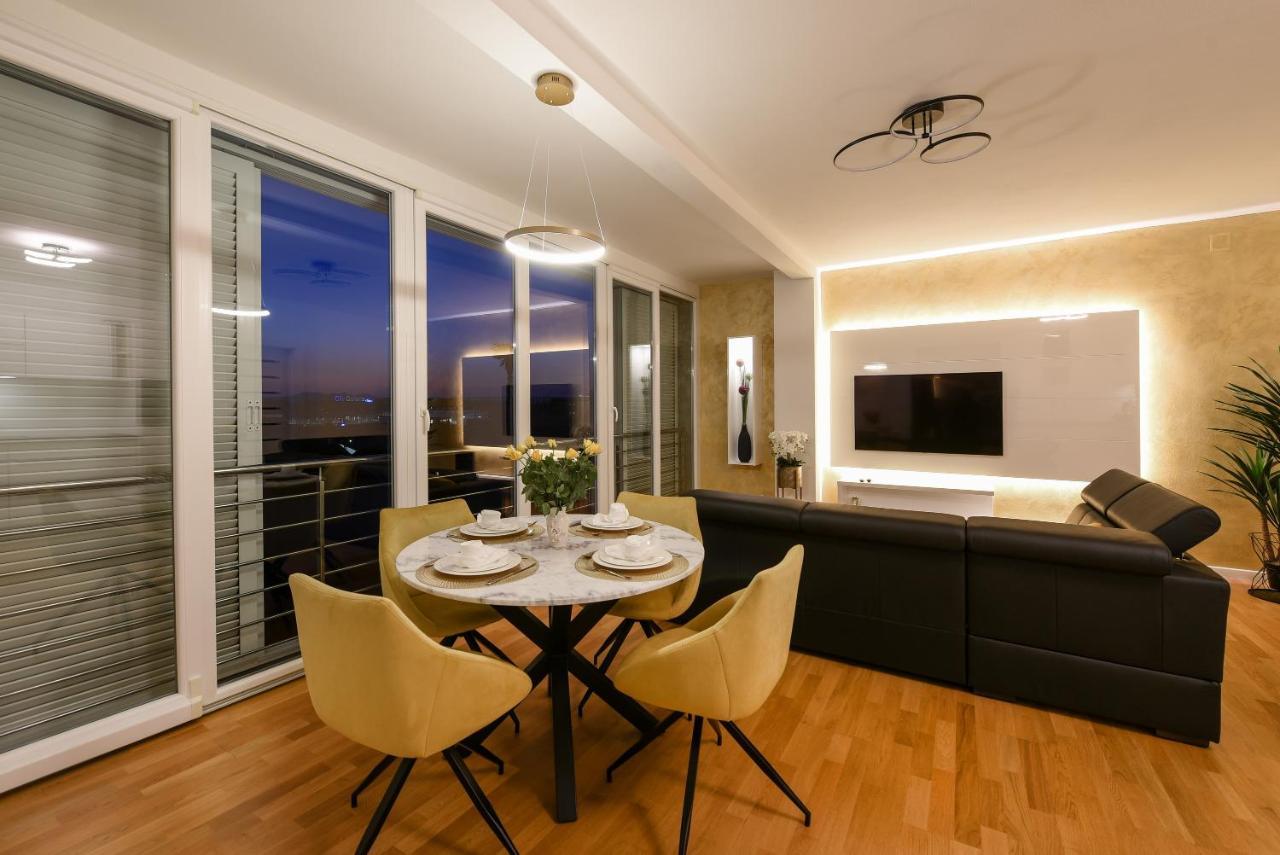 Апартаменти Zadar Sunset Penthouse With Spectacular View And Jacuzzi Екстер'єр фото
